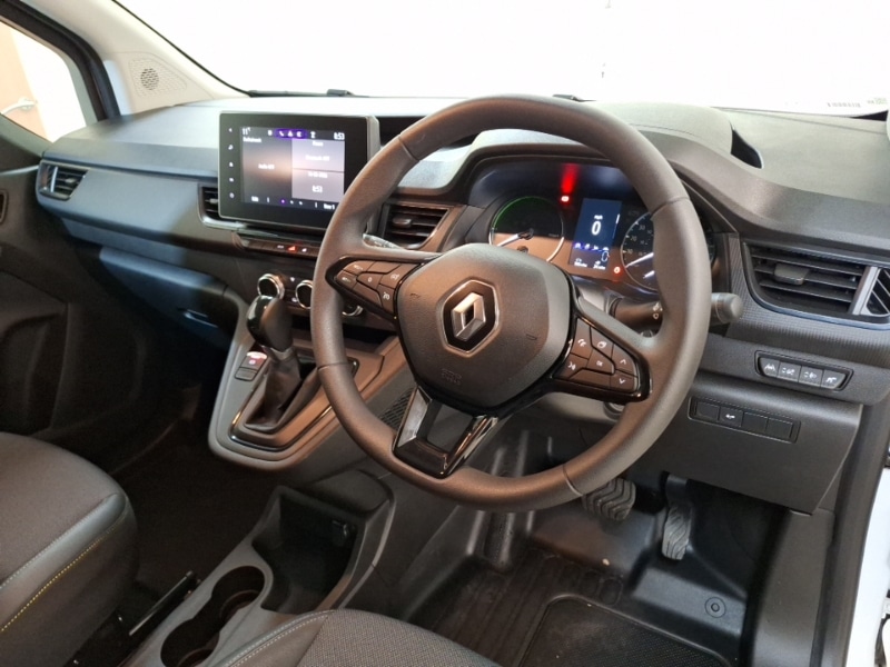 Used Renault Kangoo 2024 for sale - 77933117: Photo 2