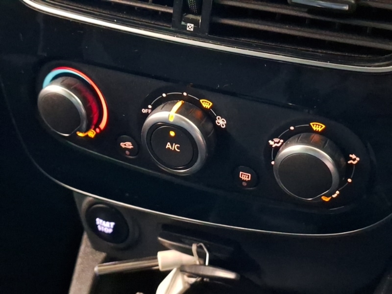 Used Renault Clio 2018 for sale - 77265513: Photo 16