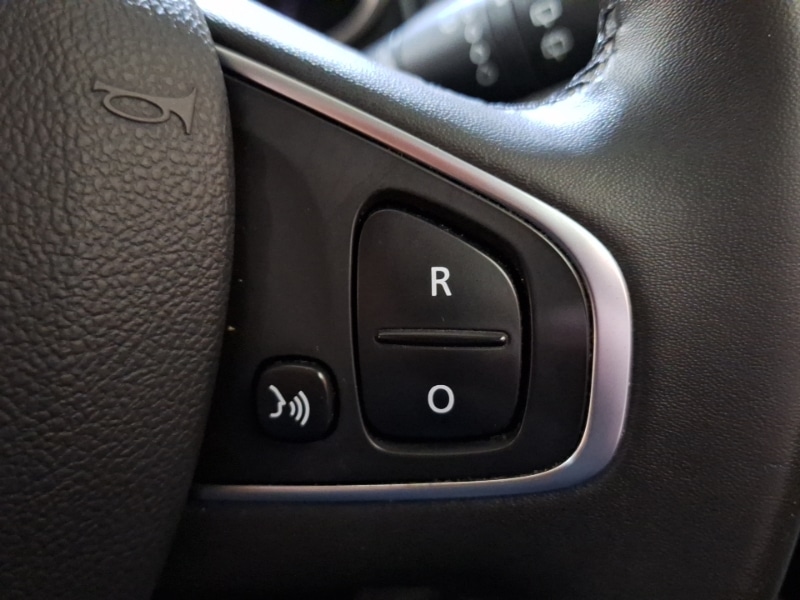 Used Renault Clio 2018 for sale - 77265513: Photo 19