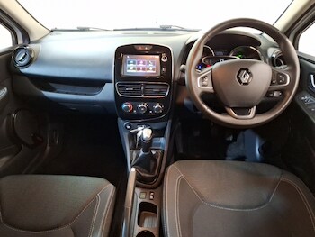 Used Renault Clio 2018 for sale - 77265513: Photo