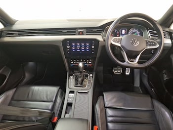 Used Volkswagen Passat 2023 for sale - 79433550: Photo