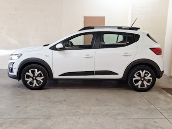 Used Dacia Sandero Stepway 2022 for sale - 79411706: Photo