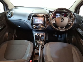 Used Renault Captur 2017 for sale - 76150664: Photo