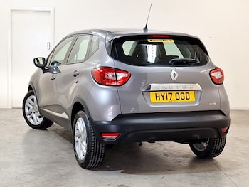 Used Renault Captur 2017 for sale - 76150664: Photo