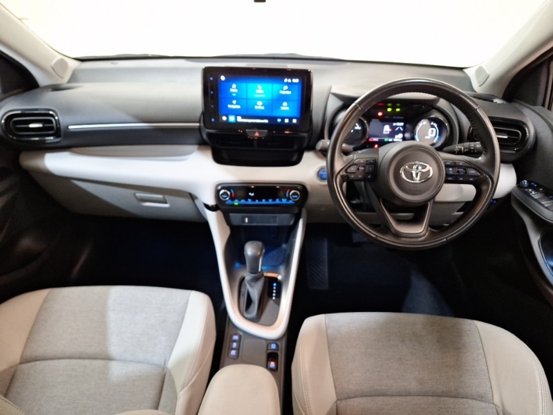 Used Toyota Yaris 2022 for sale - 76571669: Photo 2