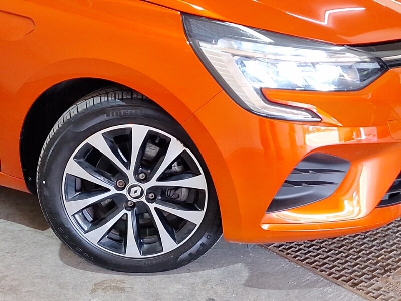 Used Renault Clio 2023 for sale - 77761242: Photo 9