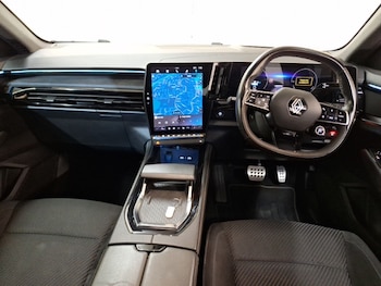 Used Renault Austral 2024 for sale - 76120942: Photo