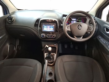 Used Renault Captur 2019 for sale - 78621821: Photo