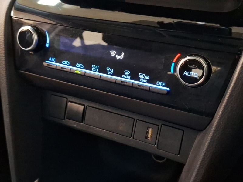 Used Toyota Yaris Cross 2023 for sale - 77548947: Photo 15