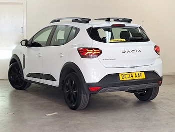 Used Dacia Sandero Stepway 2024 for sale - 77969366: Photo