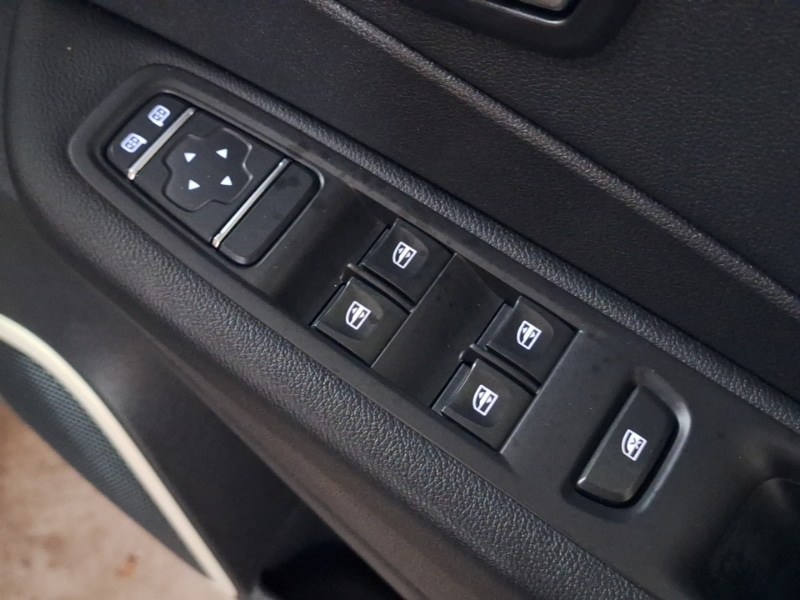 Used Renault Captur 2018 for sale - 78062496: Photo 12