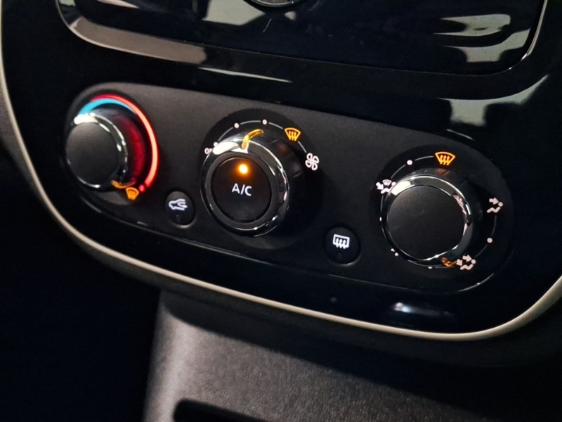 Used Renault Captur 2018 for sale - 78062496: Photo 15