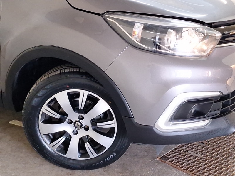 Used Renault Captur 2018 for sale - 78062496: Photo 9