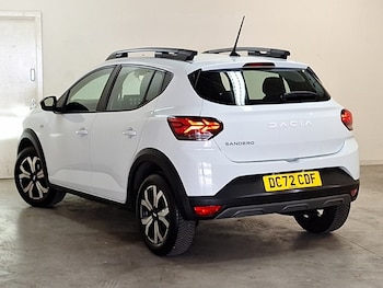 Used Dacia Sandero Stepway 2023 for sale - 78747440: Photo