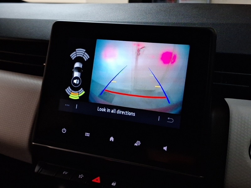 Used Renault Clio 2023 for sale - 77921842: Photo 13