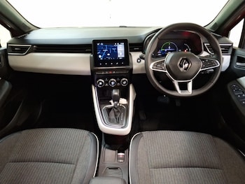 Used Renault Clio 2023 for sale - 77921842: Photo