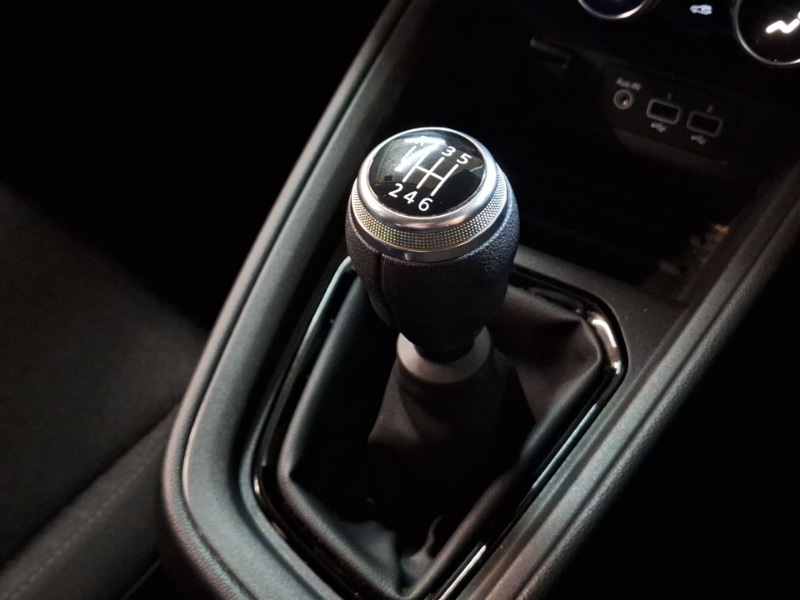 Used Renault Clio 2021 for sale - 76974853: Photo 17