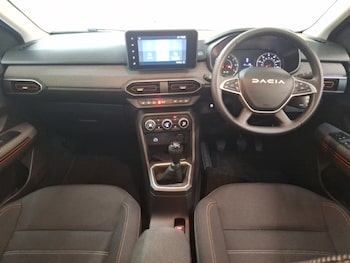 Used Dacia Sandero Stepway 2023 for sale - 78983780: Photo