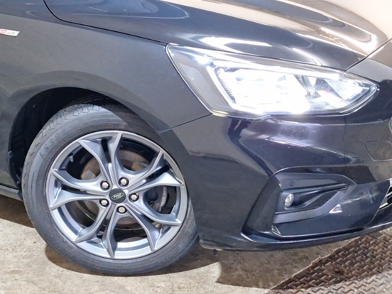 Used Ford Focus 2021 for sale - 77169132: Photo 9