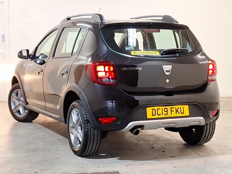 Used Dacia Sandero Stepway 2019 for sale - 77318819: Photo 3