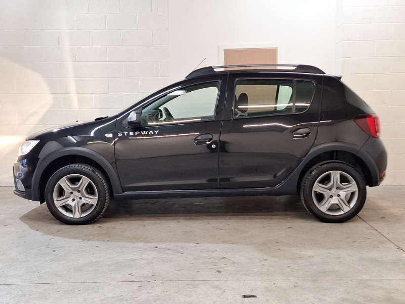 Used Dacia Sandero Stepway 2019 for sale - 77318819: Photo 4