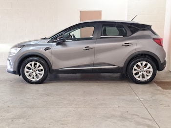 Used Renault Captur 2020 for sale - 78455448: Photo