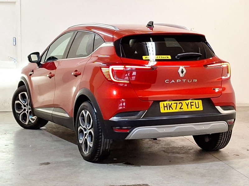 Used Renault Captur 2023 for sale - 77682475: Photo 3