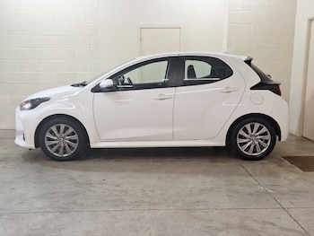 Used Toyota Yaris 2022 for sale - 76639289: Photo