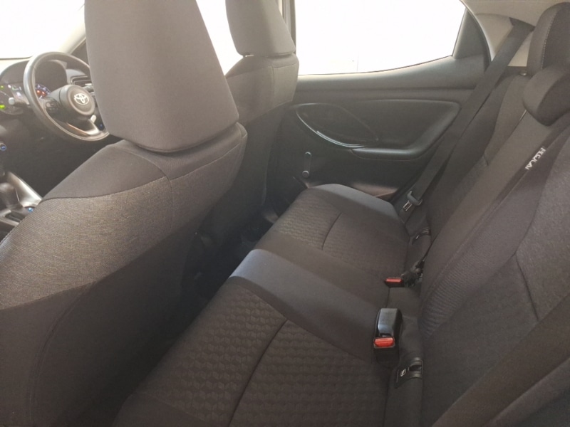 Used Toyota Yaris 2022 for sale - 76639289: Photo 6