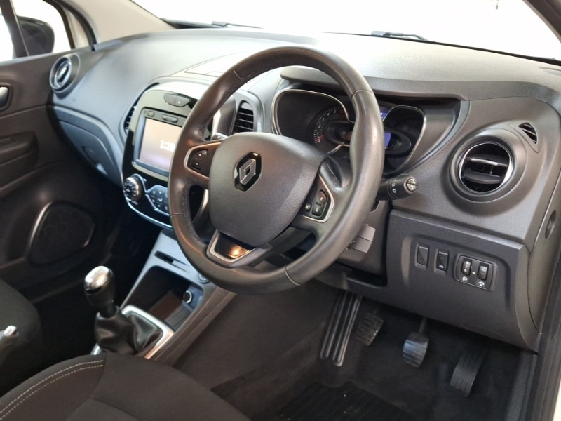 Used Renault Captur 2018 for sale - 76335624: Photo 11