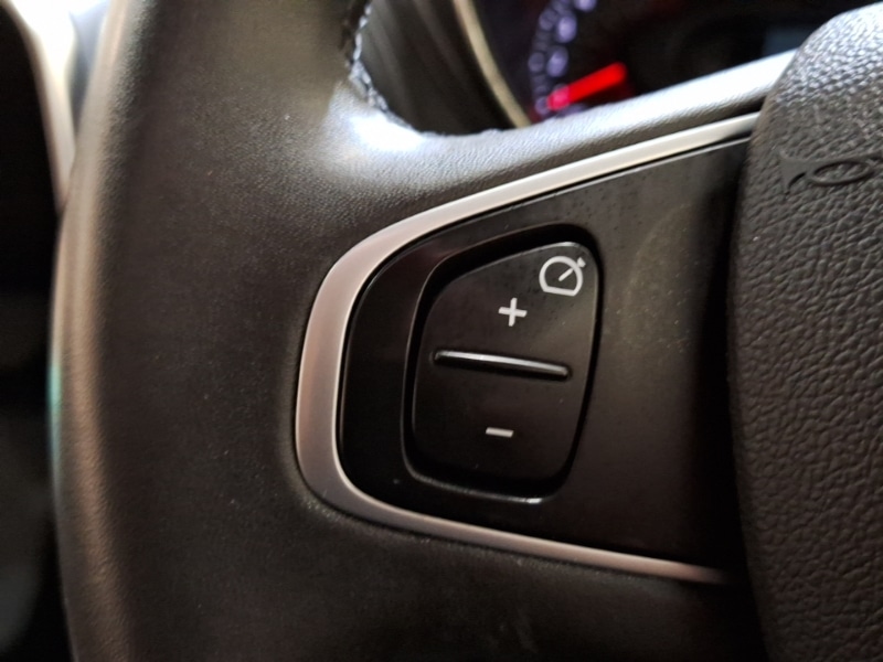 Used Renault Captur 2018 for sale - 76335624: Photo 18