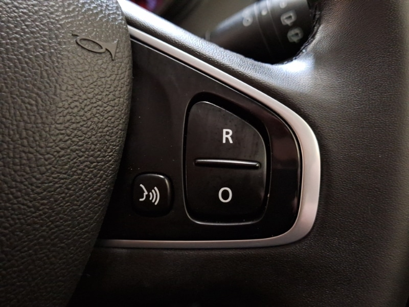 Used Renault Captur 2018 for sale - 76335624: Photo 19