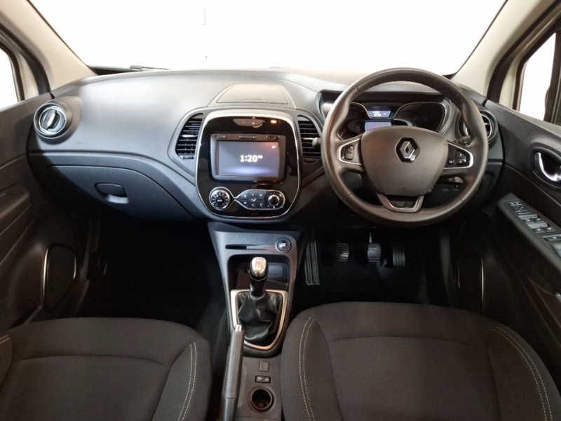 Used Renault Captur 2018 for sale - 76335624: Photo 2