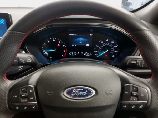Used Ford Focus 2023 for sale - 76054337: Photo 19