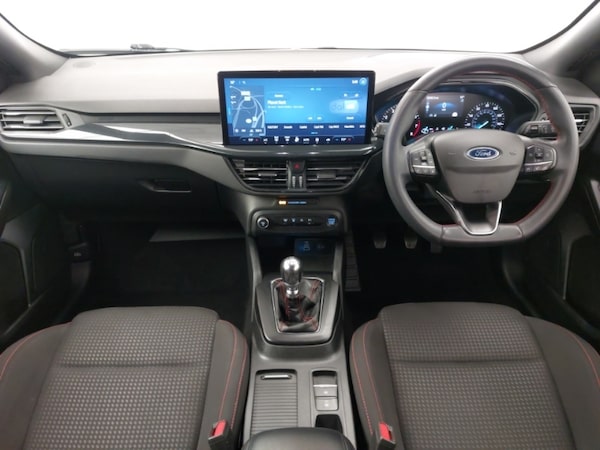 Used Ford Focus 2023 for sale - 76054337: Photo 2