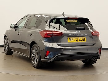 Used Ford Focus 2023 for sale - 76054337: Photo 3