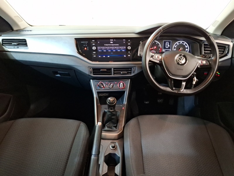 Used Volkswagen Polo 2019 for sale - 76335635: Photo 2
