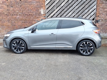 Used Renault Clio 2024 for sale - 77600795: Photo