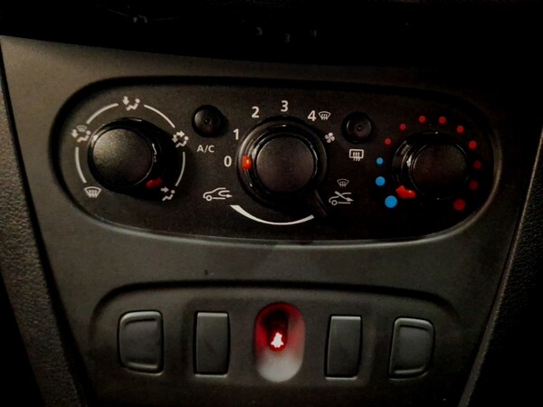 Used Dacia Sandero Stepway 2020 for sale - 76268861: Photo 12