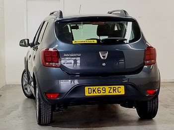 Used Dacia Sandero Stepway 2020 for sale - 76268861: Photo 3