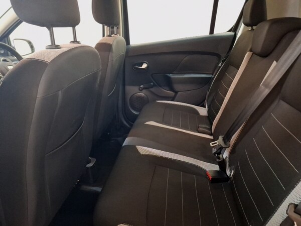 Used Dacia Sandero Stepway 2020 for sale - 76268861: Photo 6
