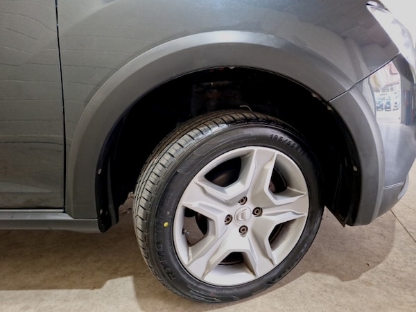 Used Dacia Sandero Stepway 2020 for sale - 76268861: Photo 9