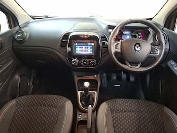Used Renault Captur 2017 for sale - 79386994: Photo