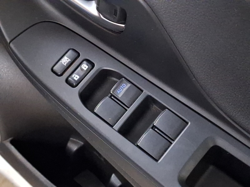 Used Toyota Yaris 2019 for sale - 76983430: Photo 12