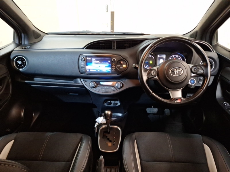 Used Toyota Yaris 2019 for sale - 76983430: Photo 2