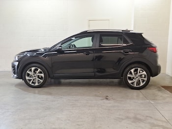 Used Kia Stonic 2022 for sale - 75763008: Photo