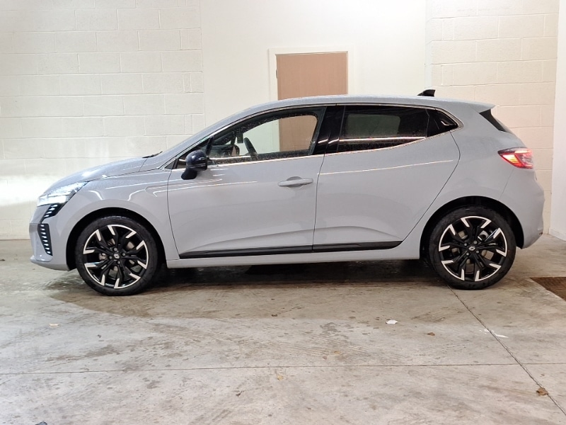 Used Renault Clio 2025 for sale - 76853996: Photo 4