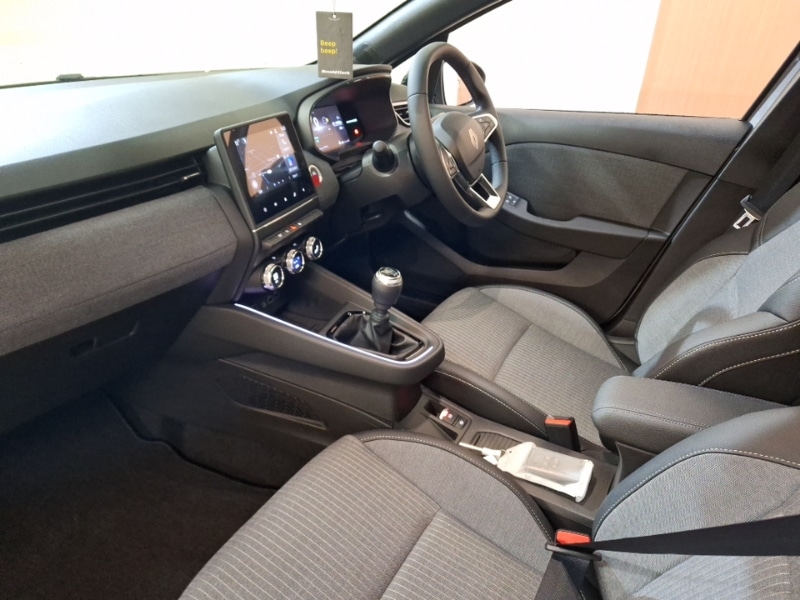 Used Renault Clio 2025 for sale - 76853996: Photo 5