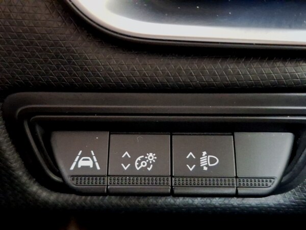 Used Renault Clio 2022 for sale - 76258377: Photo 18