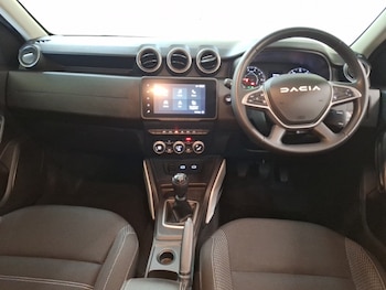 Used Dacia Duster 2023 for sale - 79343071: Photo